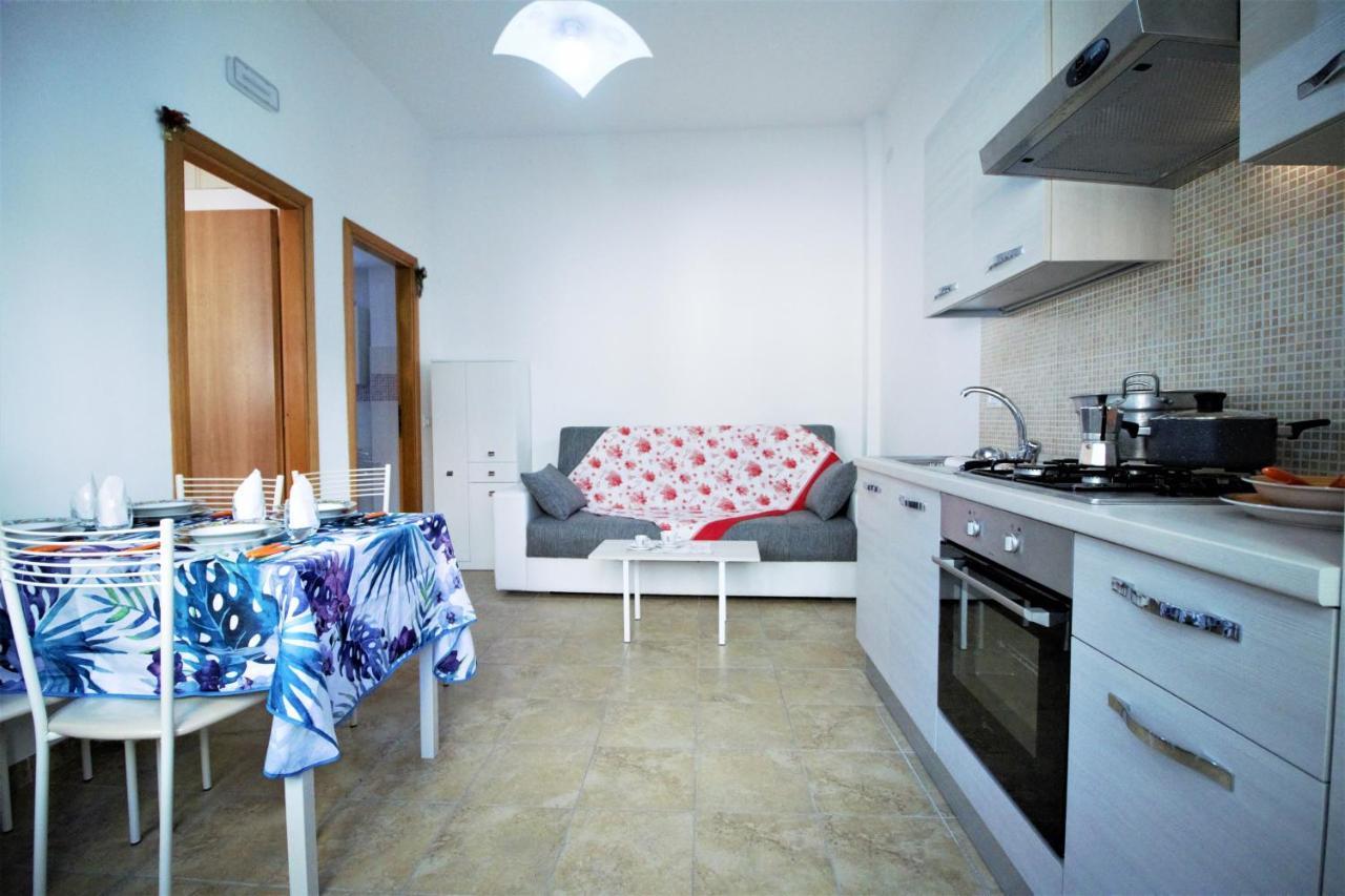 Holidaycasa Sebastiano - Grazioso Bilocale A 150 Mt Dal Mare Sperlonga Luaran gambar